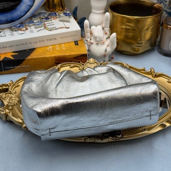 🆕 OROTON 🧿 NWT Gretel Mini Top Handle, Metallic Silver - Picture 14 of 16